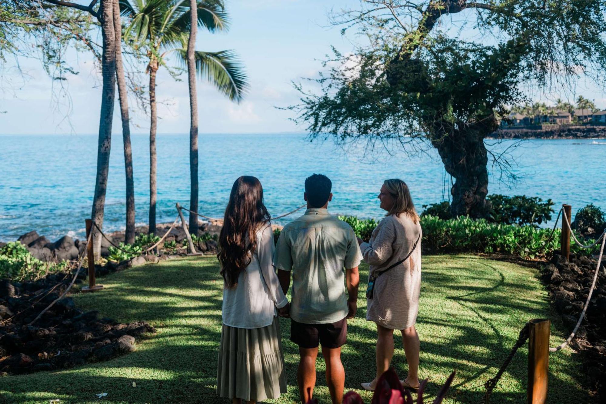 Outrigger Kona And Resort 4*