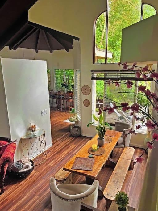4br Rainforest Oasis In Kona's Garden Of Eden