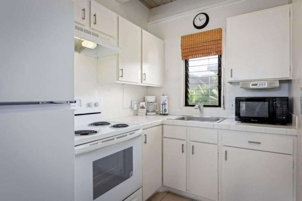 Adorable With Ocean View Apartment Kailua-Kona