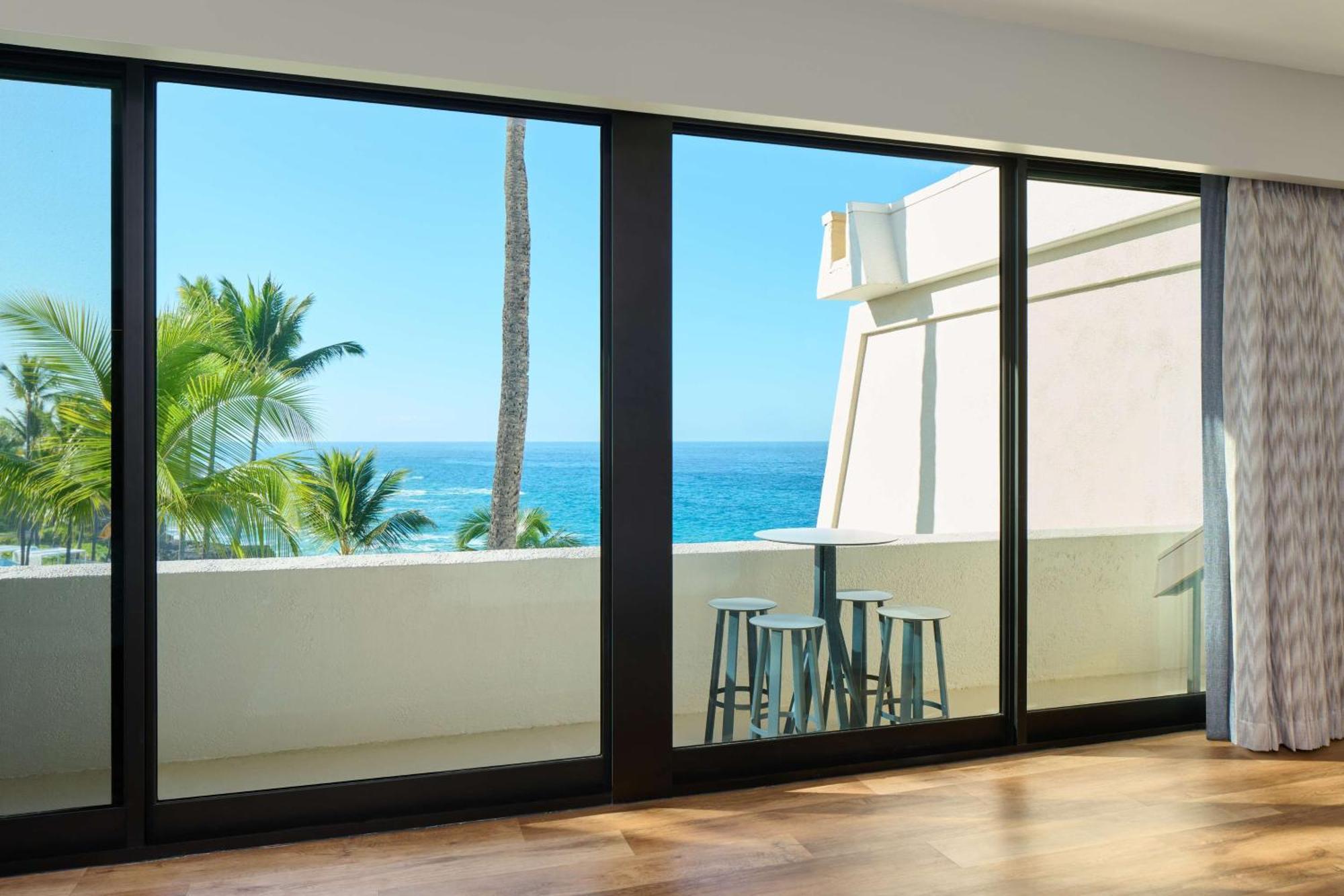 Outrigger Kona And Resort 4*