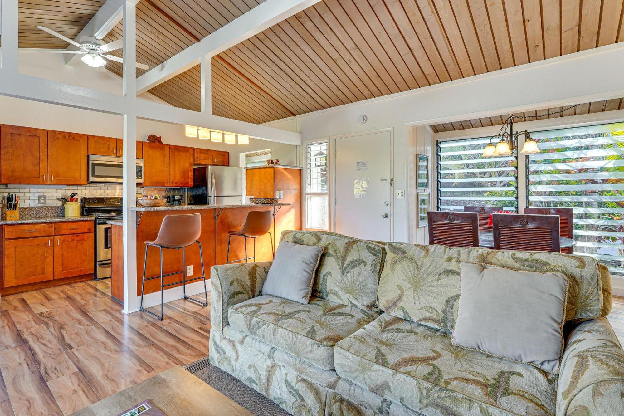 Apartment 1 Mi To With Pool Access! Kailua-Kona