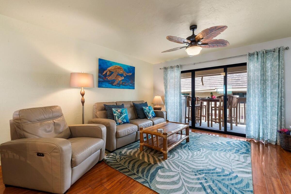 Apartment Floor Oceanview Kona Condo!