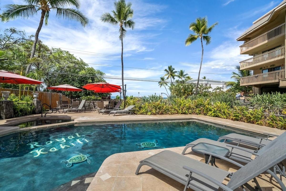Floor Oceanview Kona Condo!