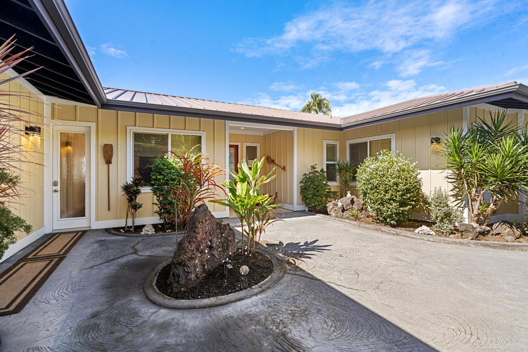 Ohana Lealea Country house