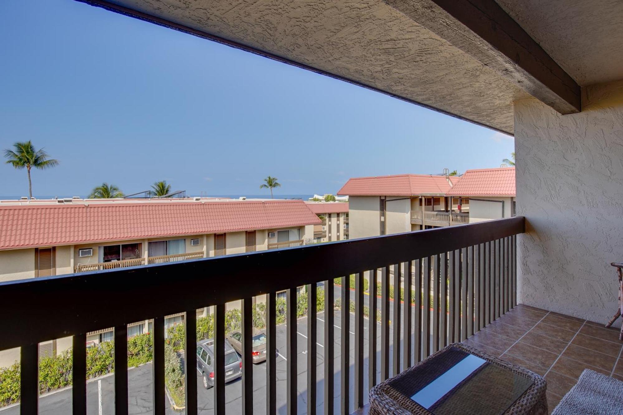 Steps To And Downtown! * Kailua-Kona
