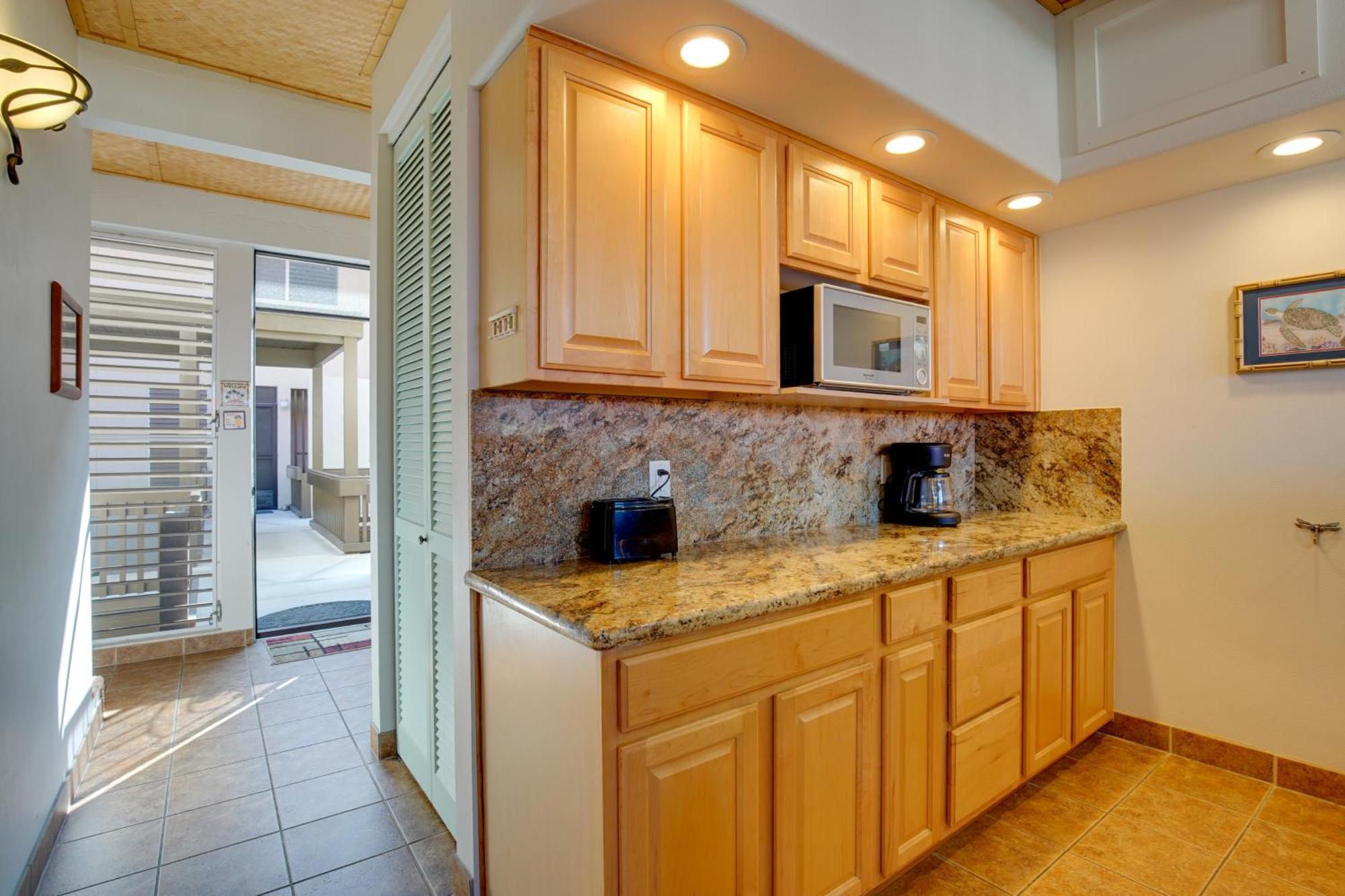 Apartment Steps To And Downtown! Kailua-Kona