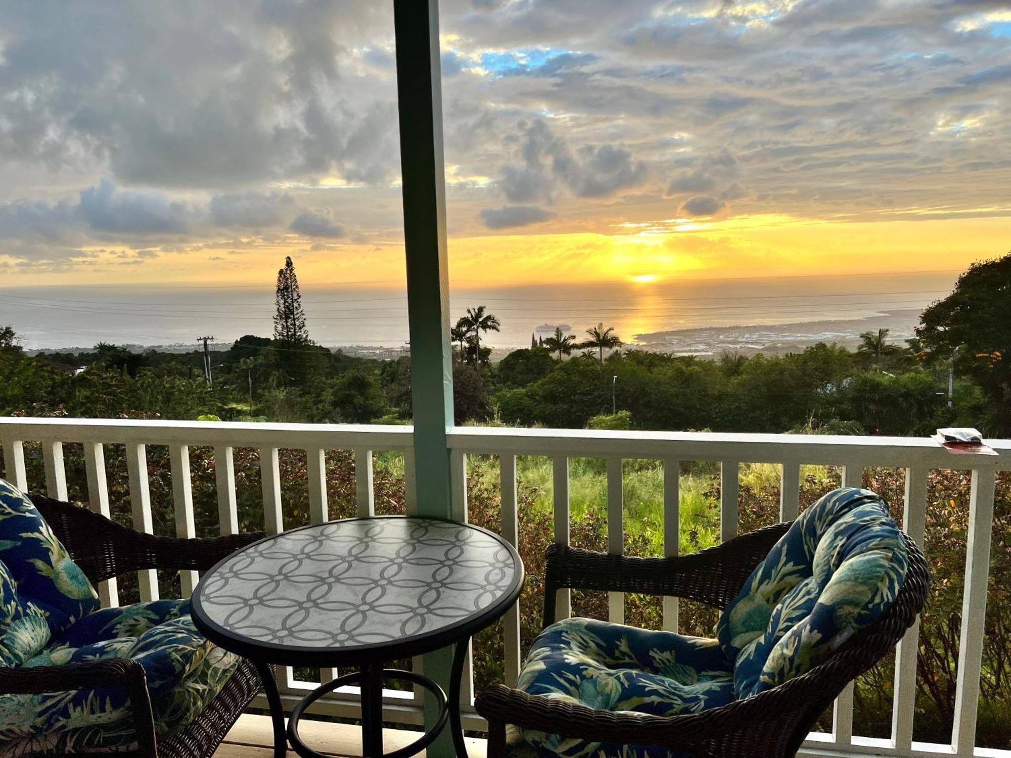 Kona Overlook Guest house