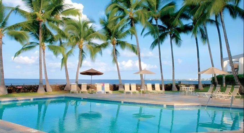 Wyndham Royal Sea Cliff Hotel