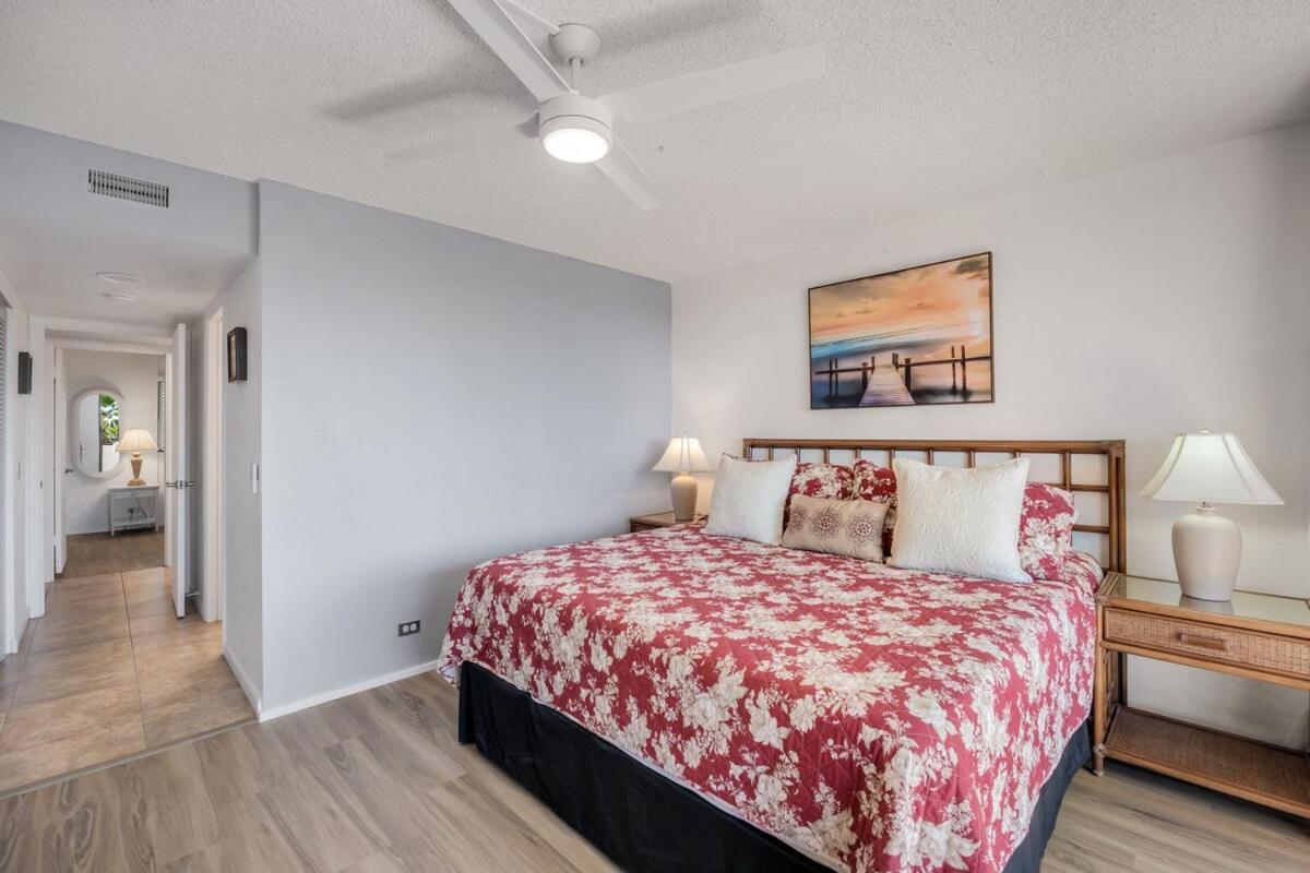 Ac Ocean View 2b 2b Across Magic Sands Apartment *