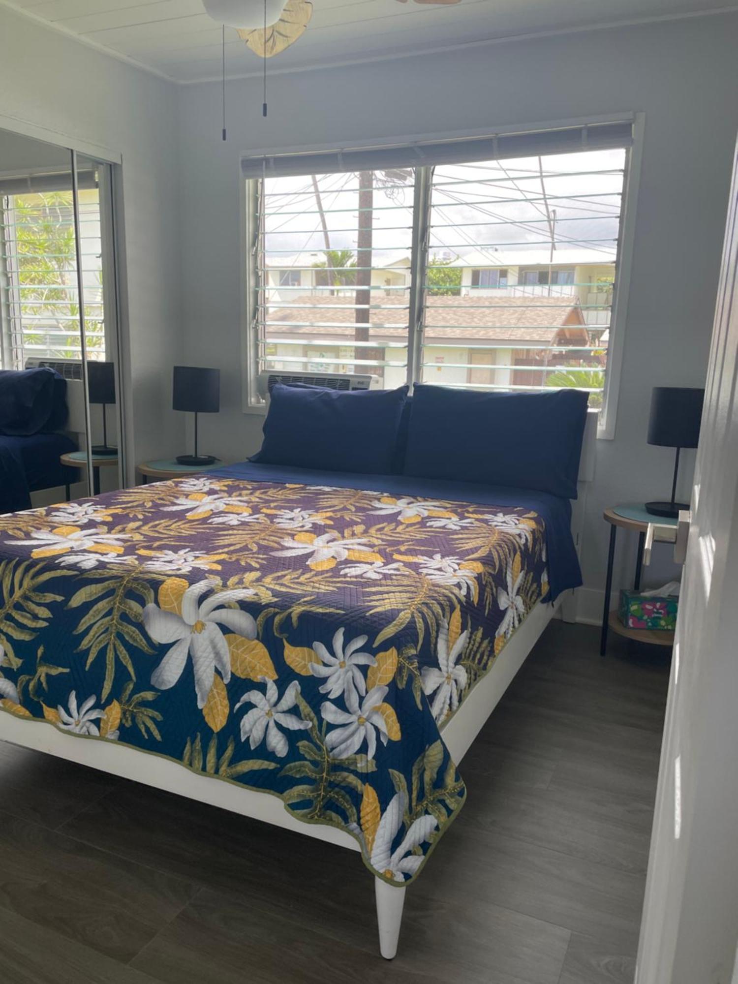Beautiful Ocean View Downtown Getaway Apartment
