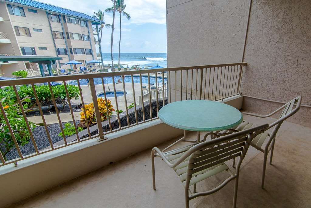 Kona Reef Hotel