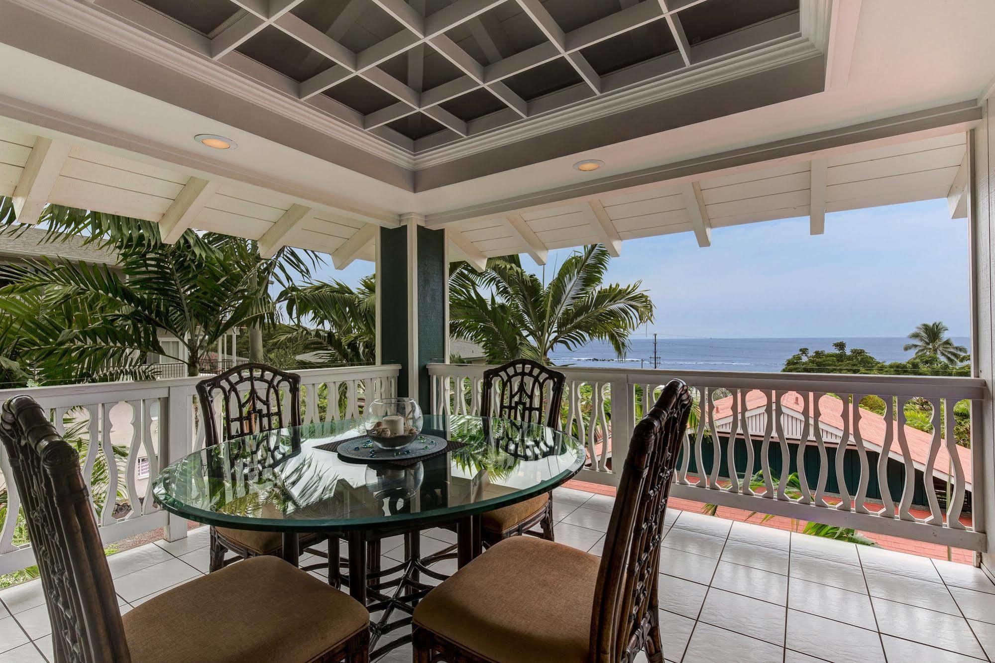 Big Island Retreat Guest house 2*