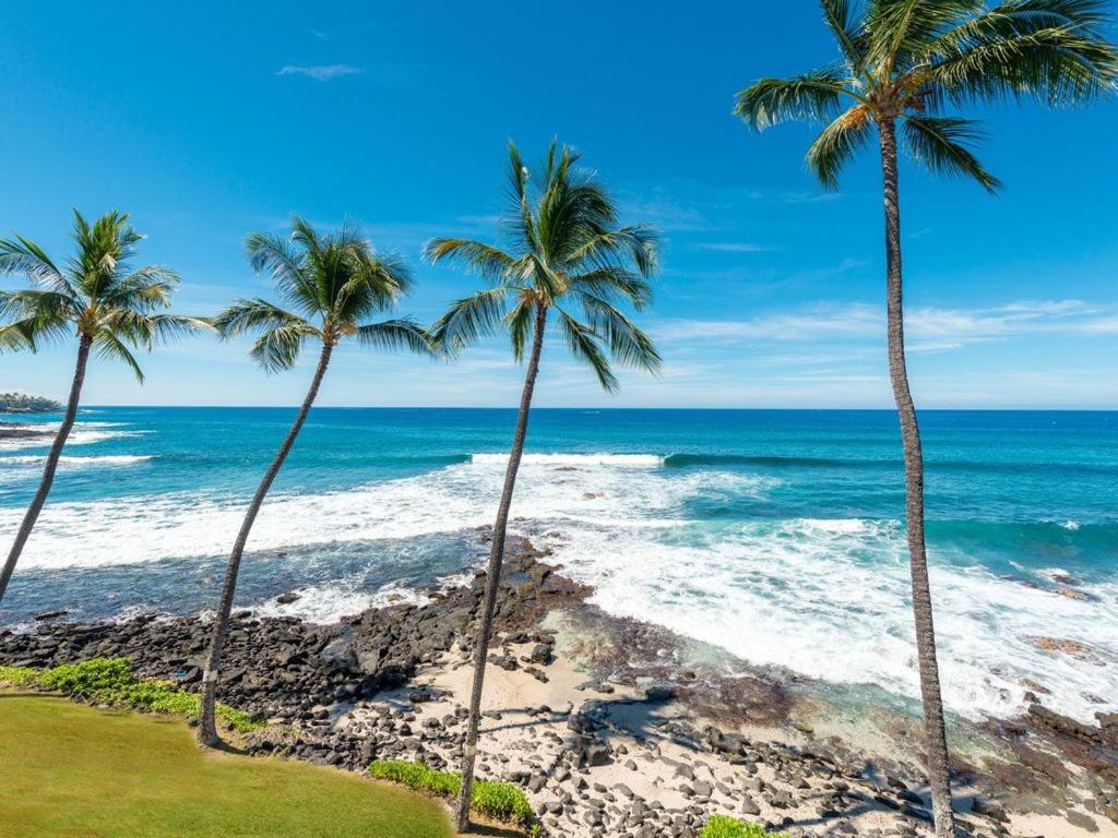 Castle At Kona Reef Aparthotel