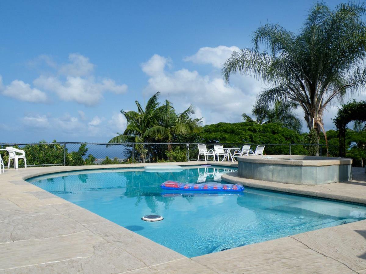 Affordable Luxury On One Acre Villa