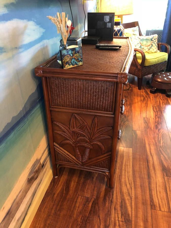 Spring Rates Book Now - Islander Apartment
